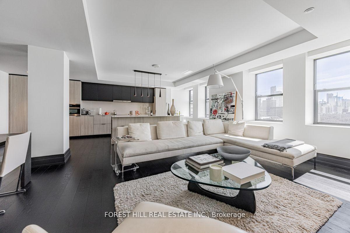 2 Avenue Road 1405, Toronto C02 Unit: 1405