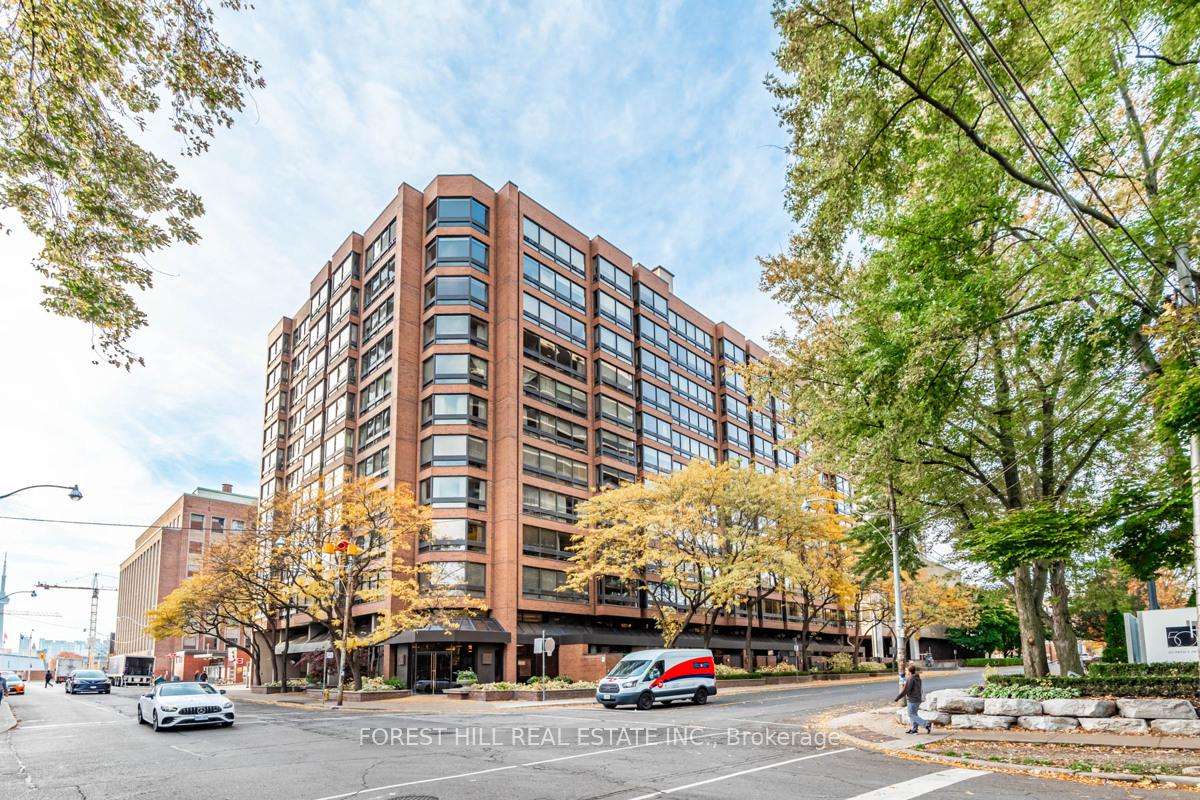 55 Prince Arthur Avenue 901, Toronto C02 Unit: 901