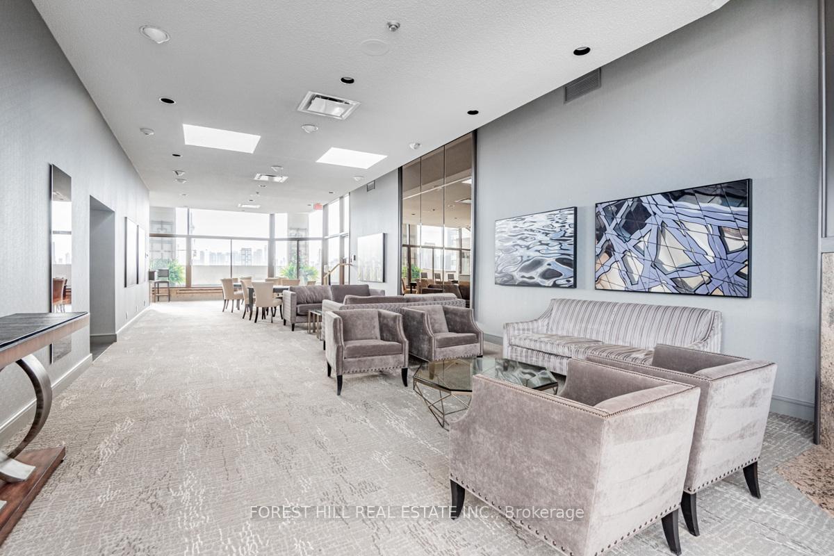 55 Prince Arthur Avenue 901, Toronto C02 Unit: 901