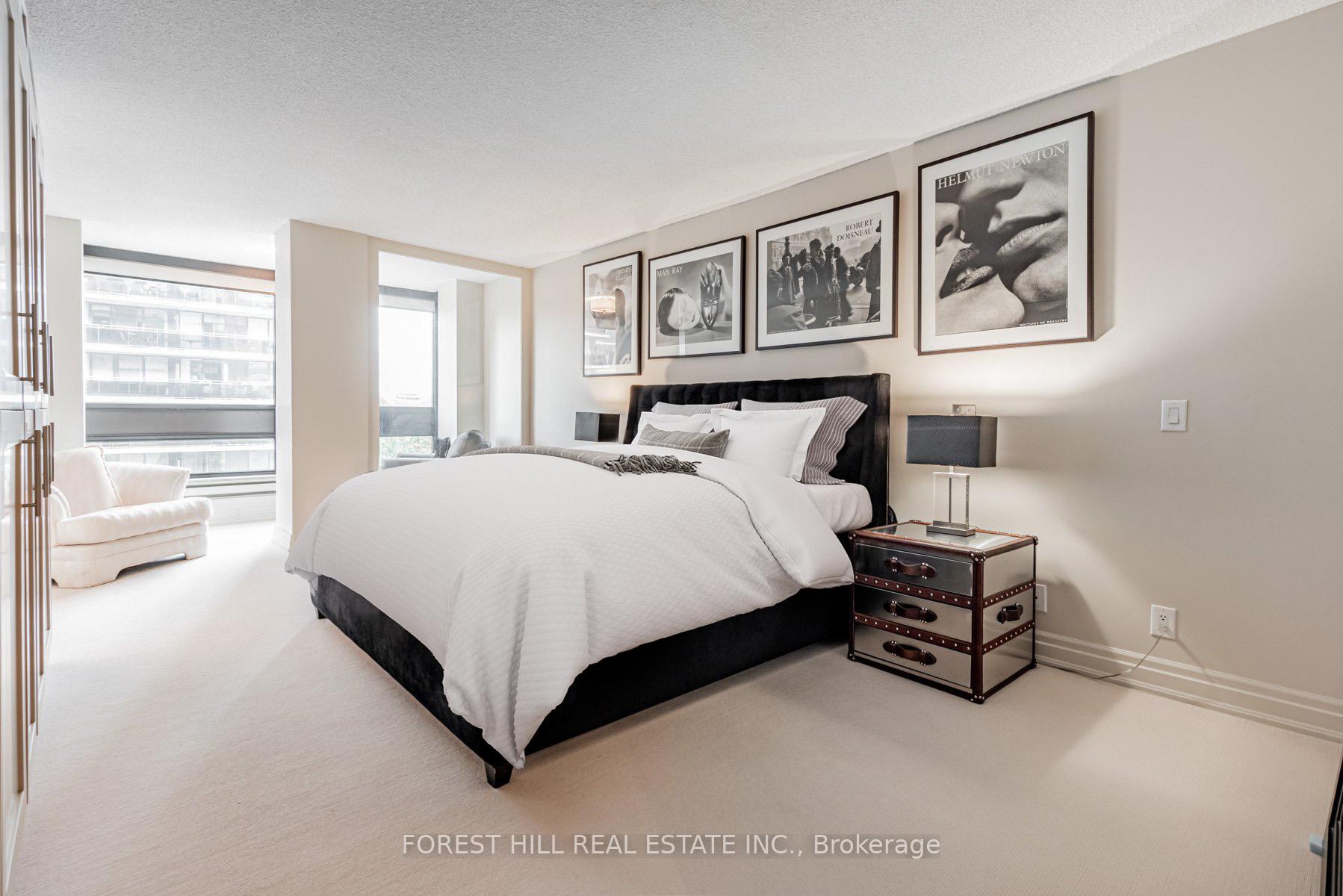 55 Prince Arthur Avenue 901, Toronto C02 Unit: 901