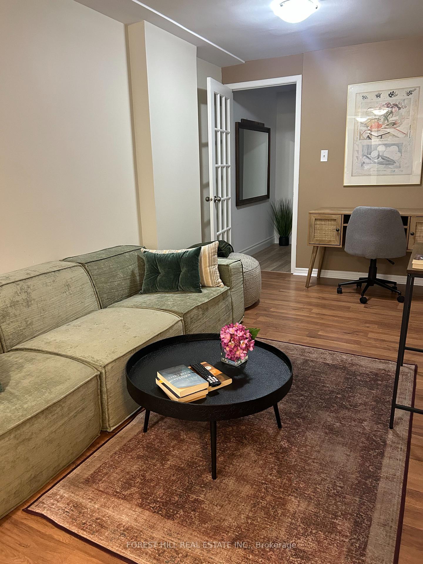 127 Summerhill Avenue #MAIN, Toronto C09 Unit: #MAIN