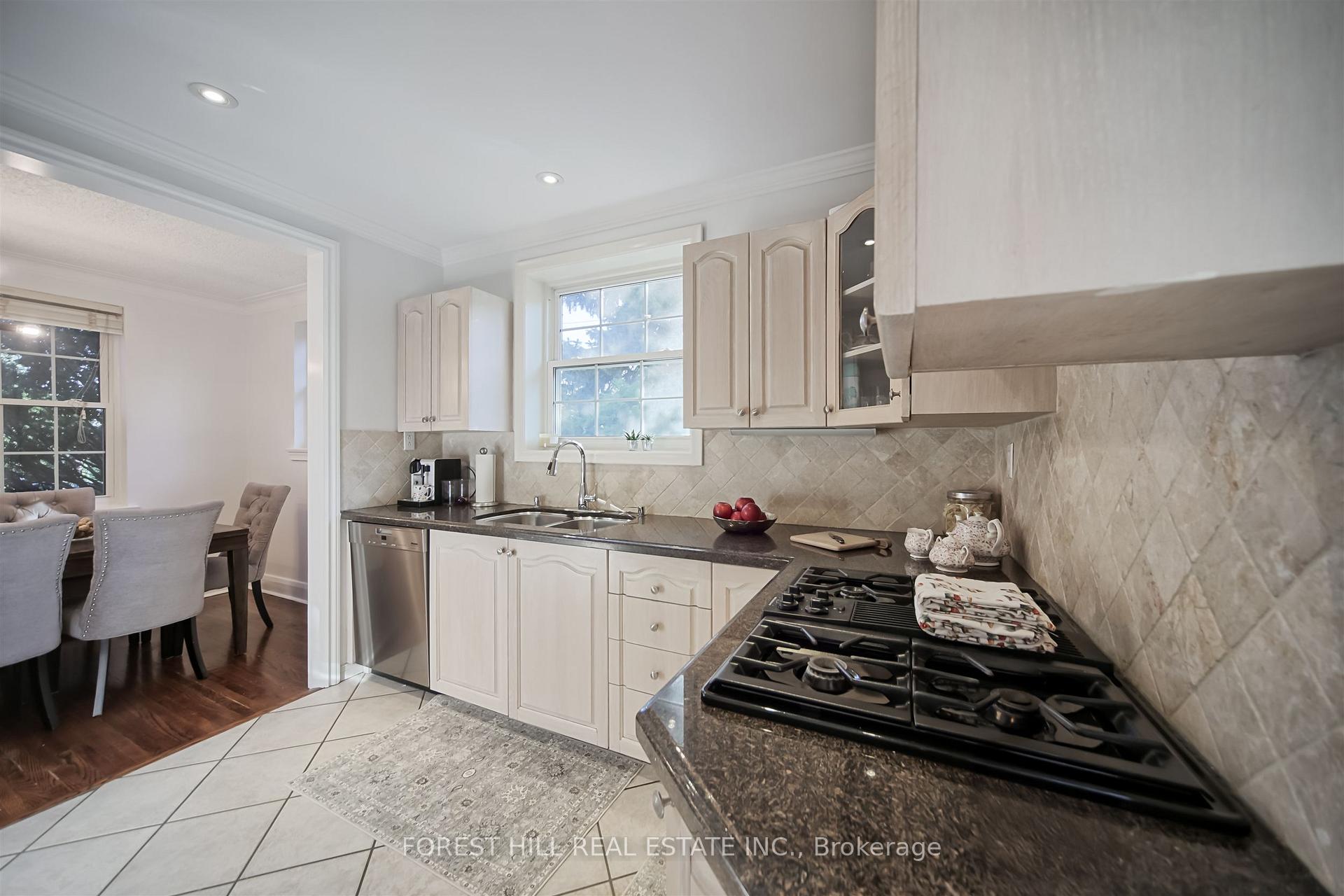 47 Rowley Avenue, Toronto C12
