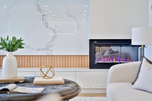 447 Walmer Road 808, Toronto C03 Unit: 808