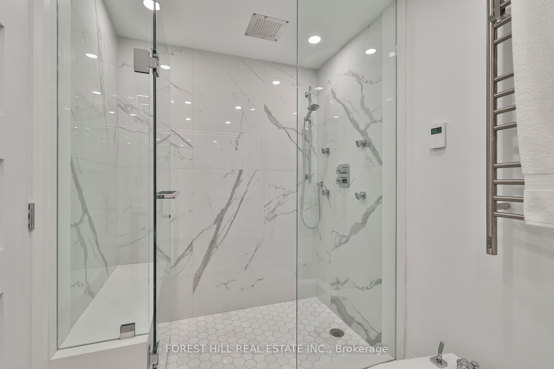 447 Walmer Road 808, Toronto C03 Unit: 808