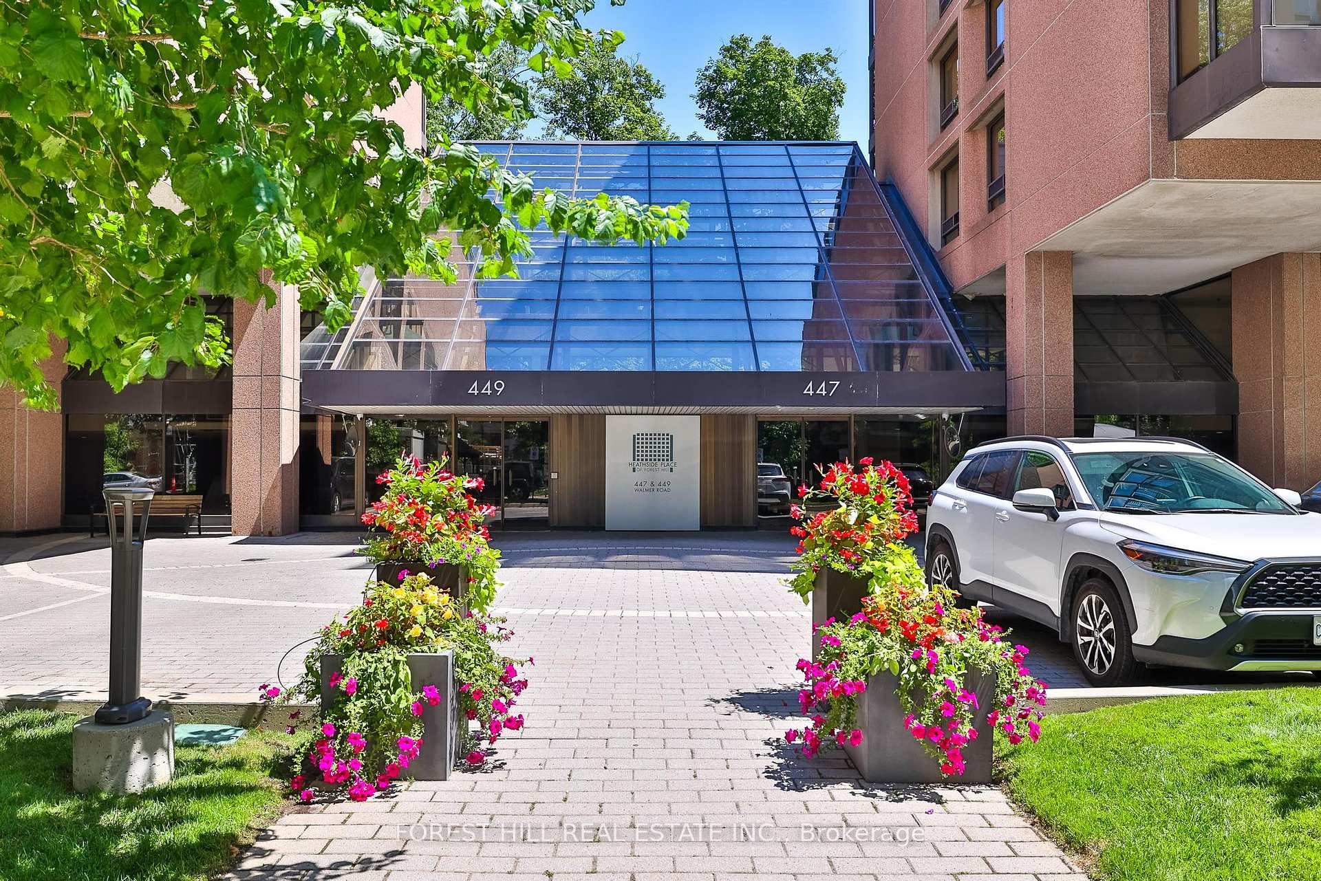 447 Walmer Road 808, Toronto C03 Unit: 808