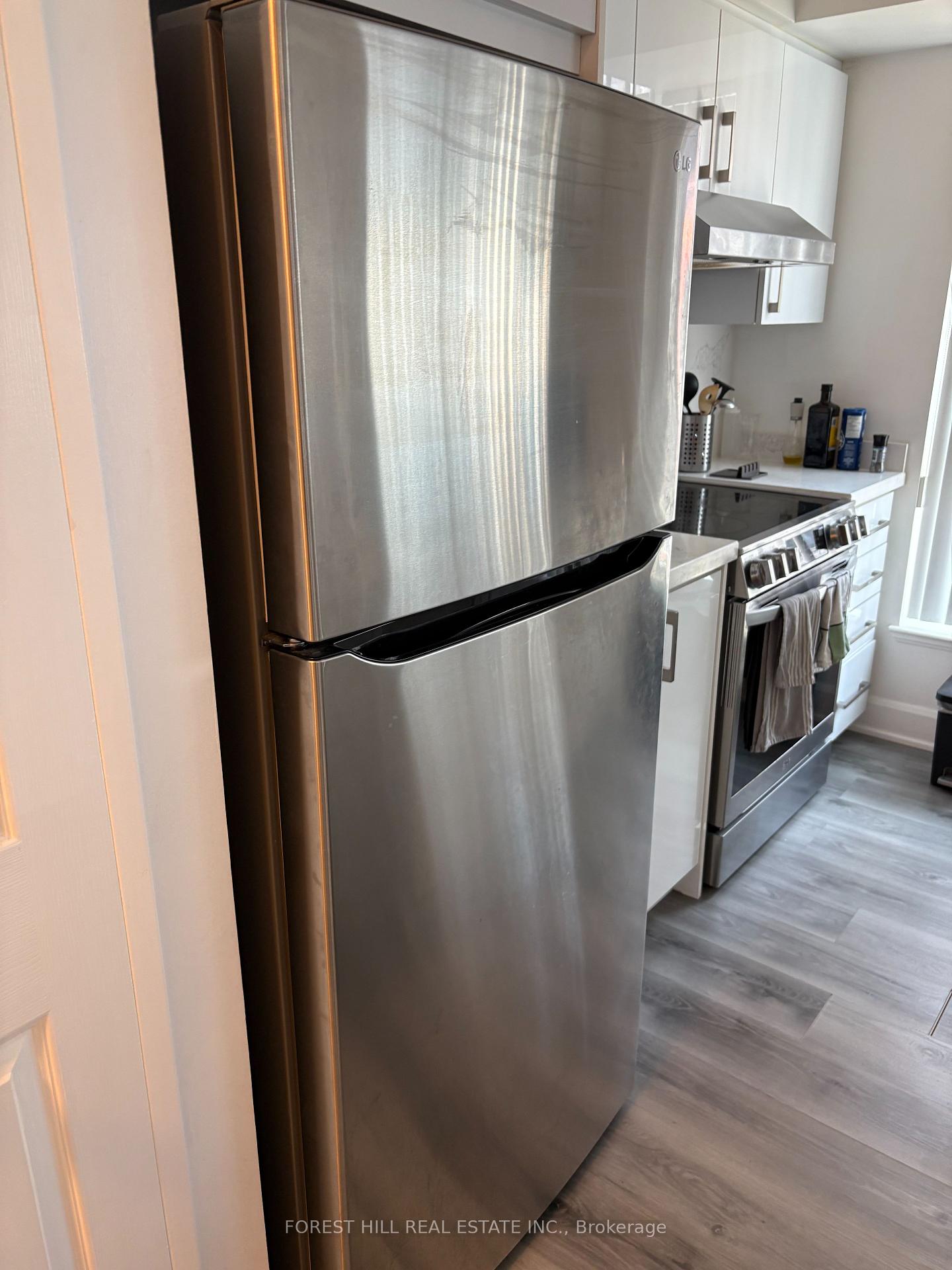 24 Wellesley Street W 1605, Toronto C01 Unit: 1605