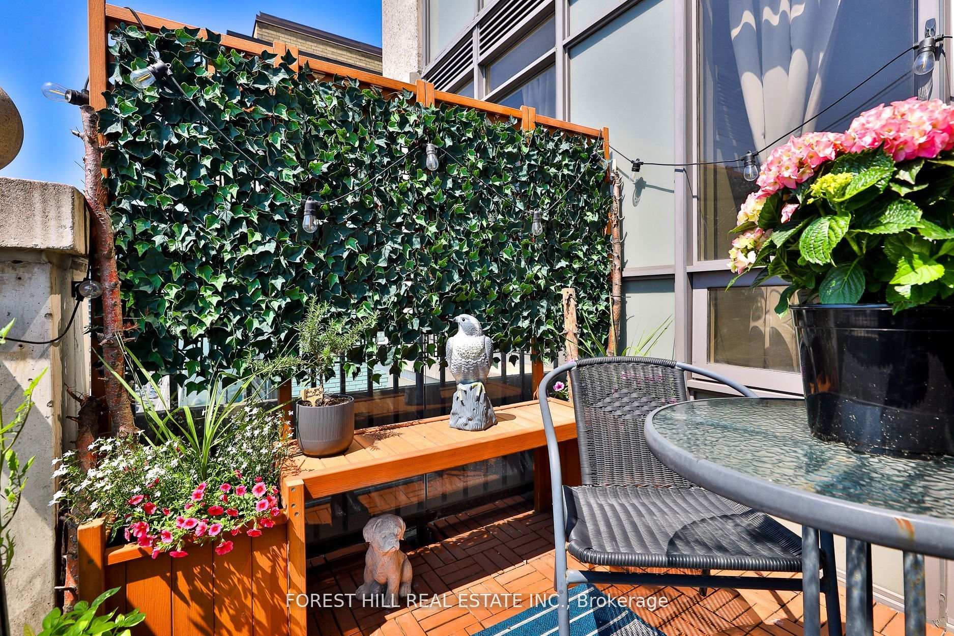 99 Avenue Road 1006, Toronto C02 Unit: 1006