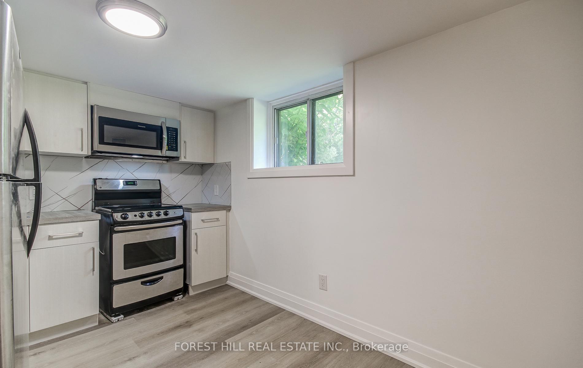 32 Laurelcrest Avenue Lower, Toronto C06 Unit: Lower