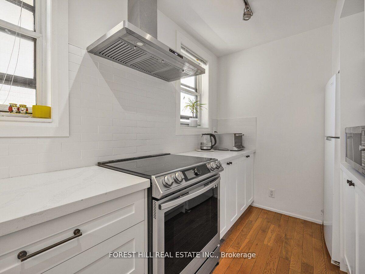 14B Glenview Avenue, Toronto C04