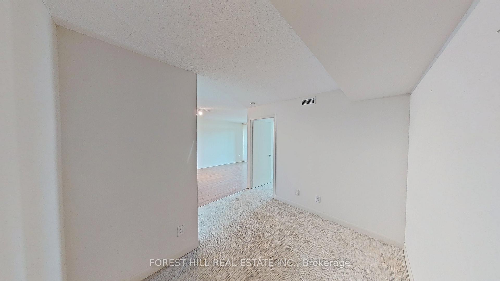 525 Wilson Avenue 409, Toronto C06 Unit: 409