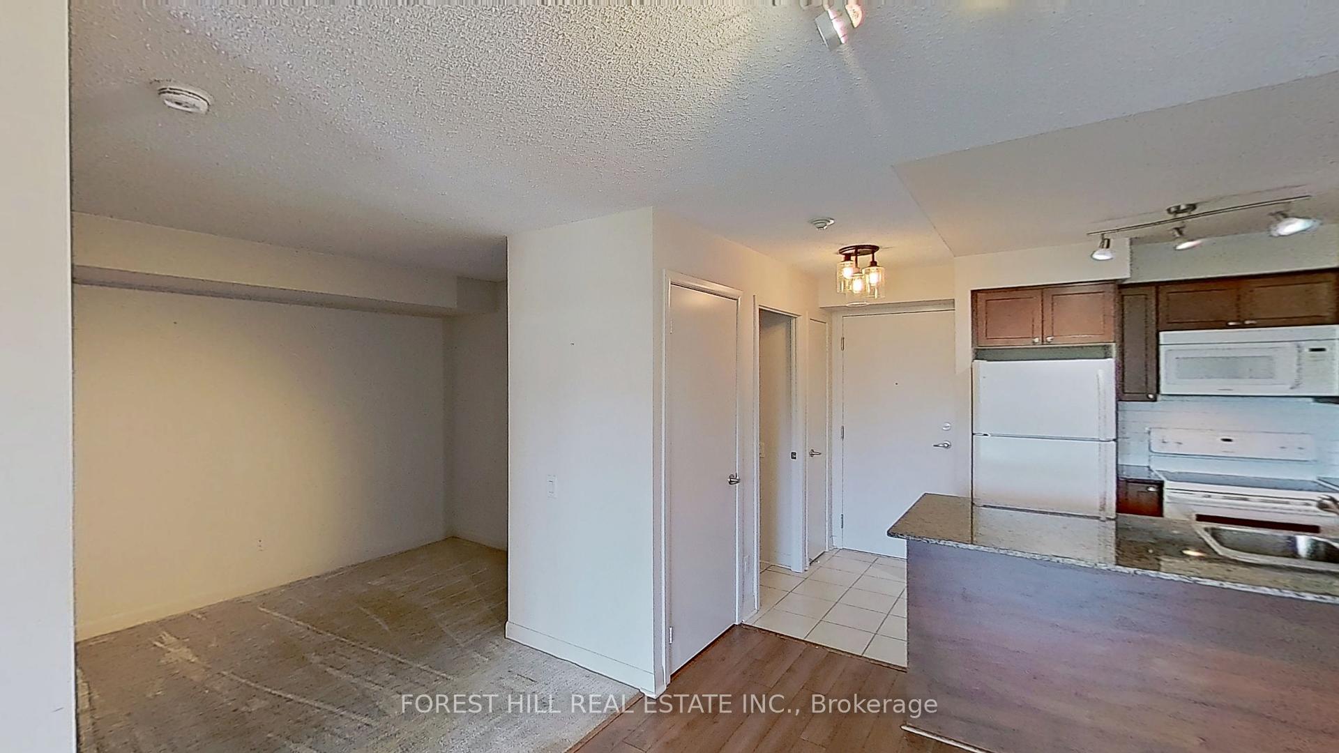 525 Wilson Avenue 409, Toronto C06 Unit: 409