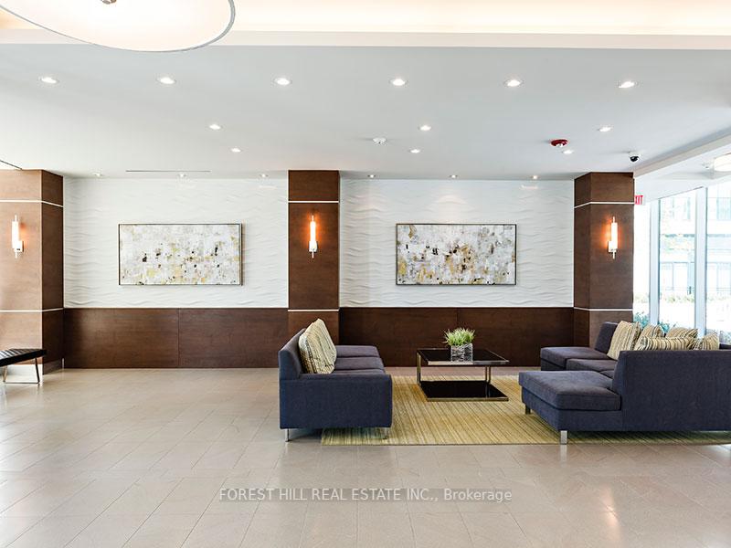 525 Wilson Avenue 409, Toronto C06 Unit: 409