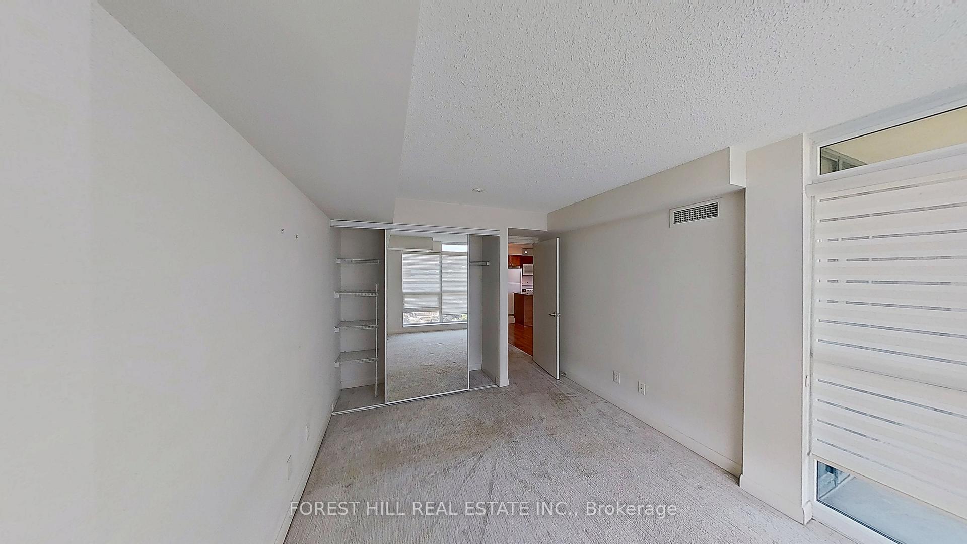 525 Wilson Avenue 409, Toronto C06 Unit: 409