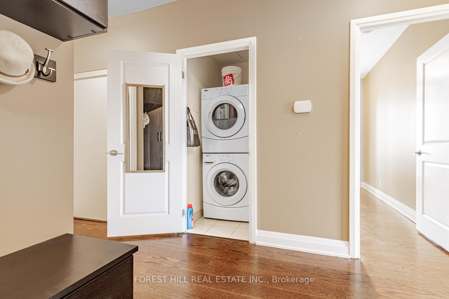 530 St. Clair Avenue W 508, Toronto C03 Unit: 508