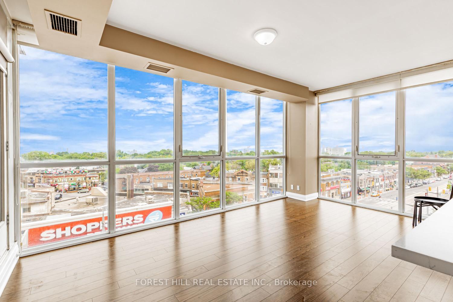 530 St. Clair Avenue W 508, Toronto C03 Unit: 508