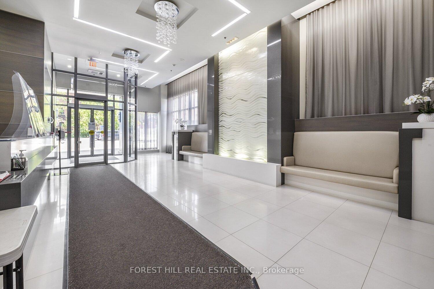 530 St. Clair Avenue W 508, Toronto C03 Unit: 508
