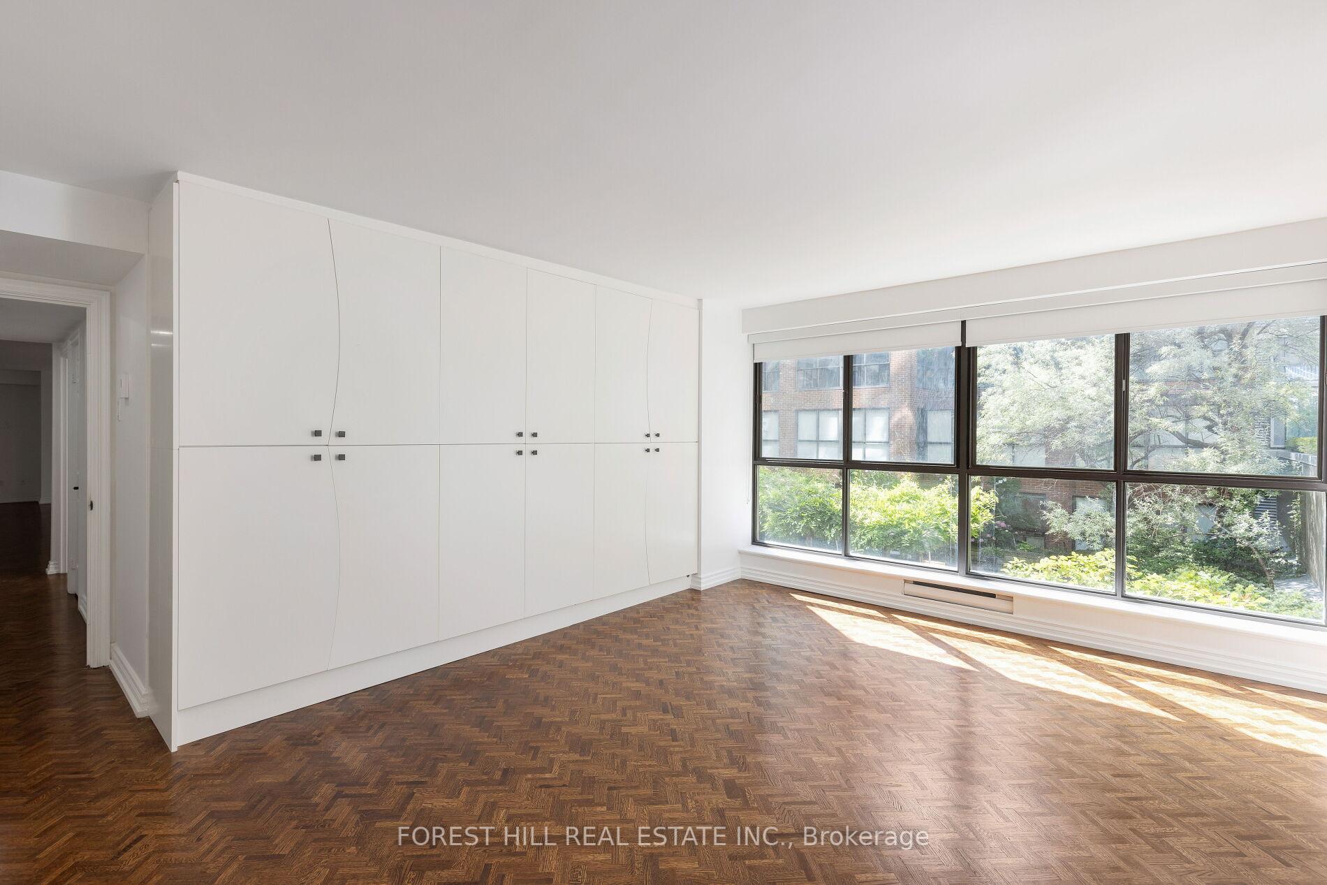 164 Cumberland Street 503, Toronto C02 Unit: 503
