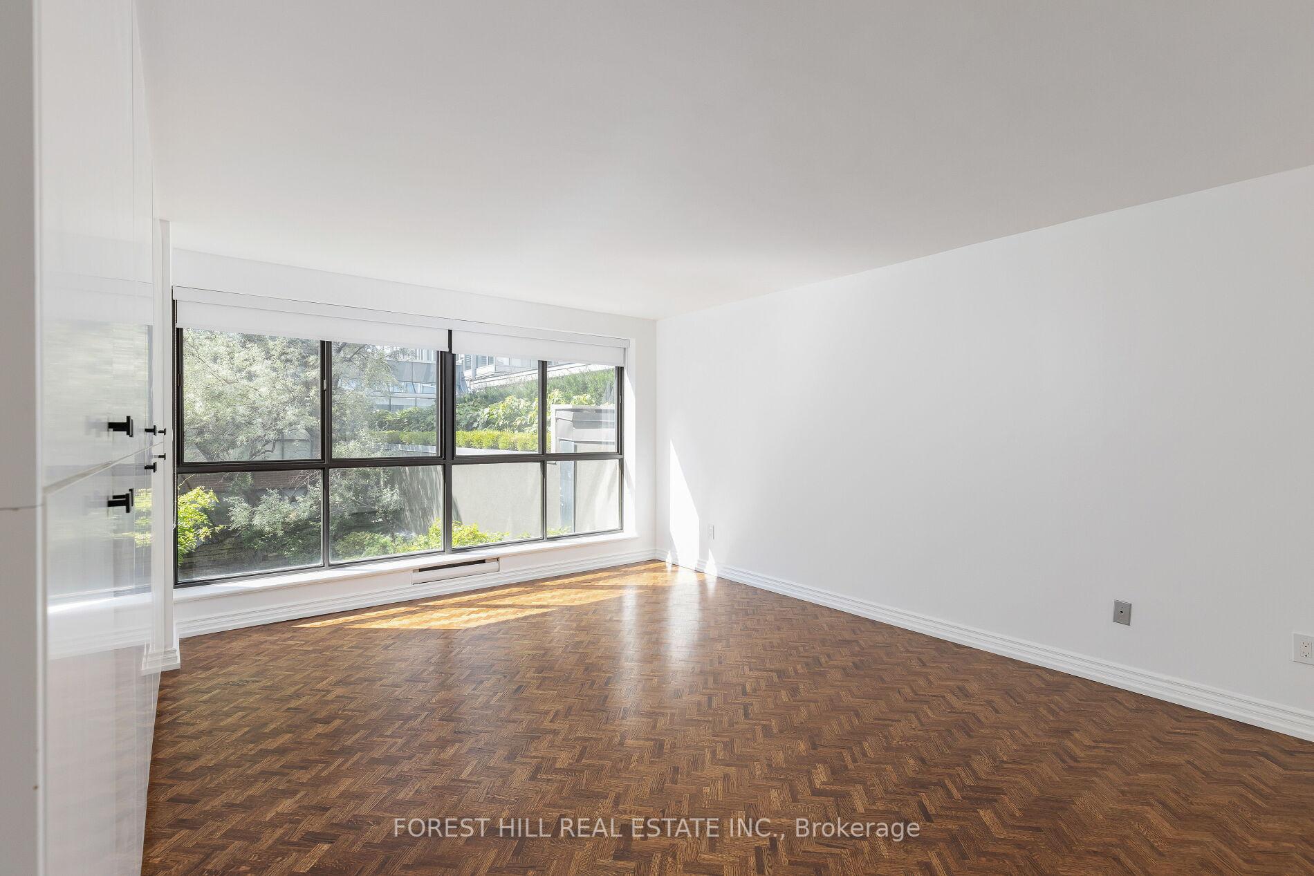 164 Cumberland Street 503, Toronto C02 Unit: 503