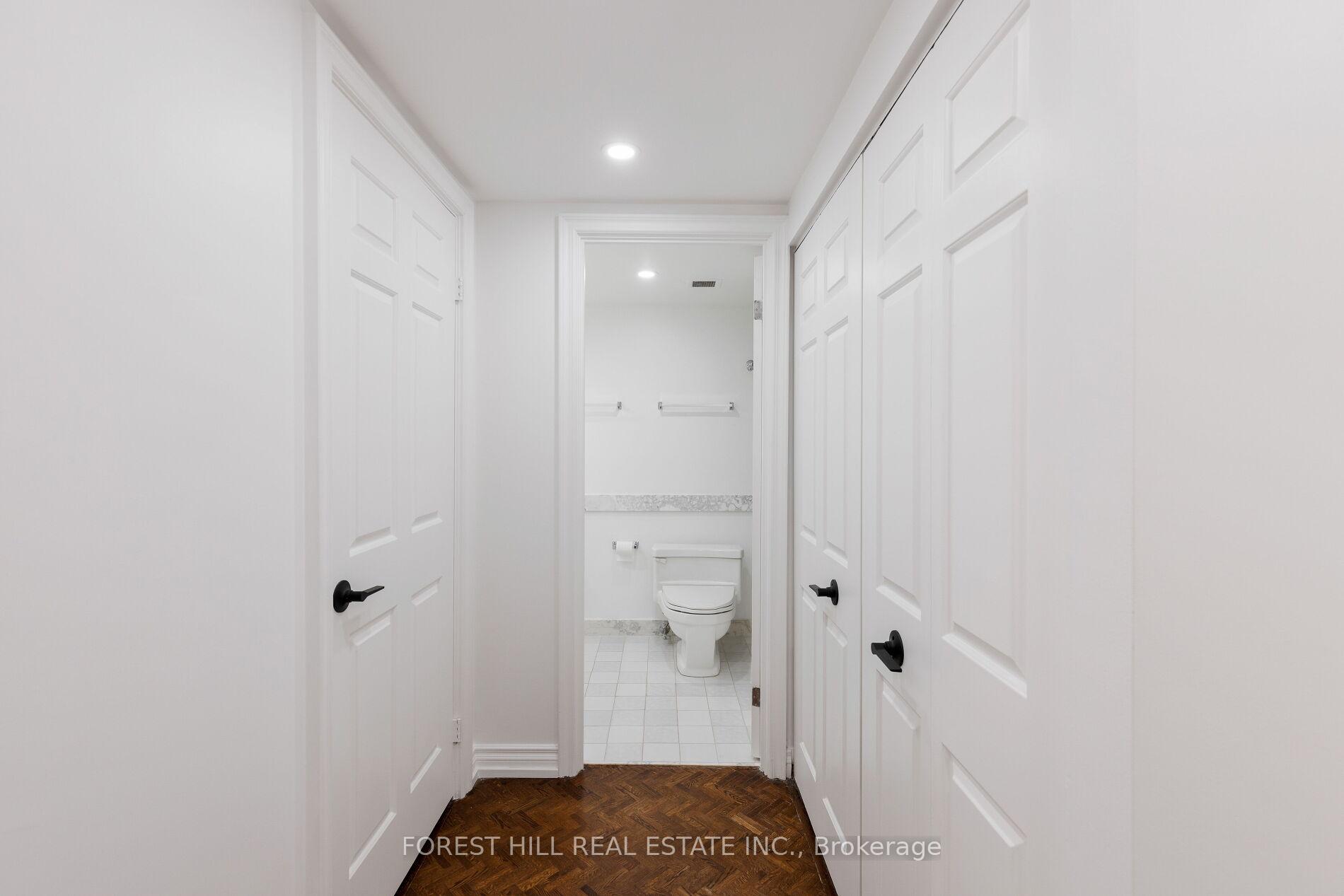 164 Cumberland Street 503, Toronto C02 Unit: 503