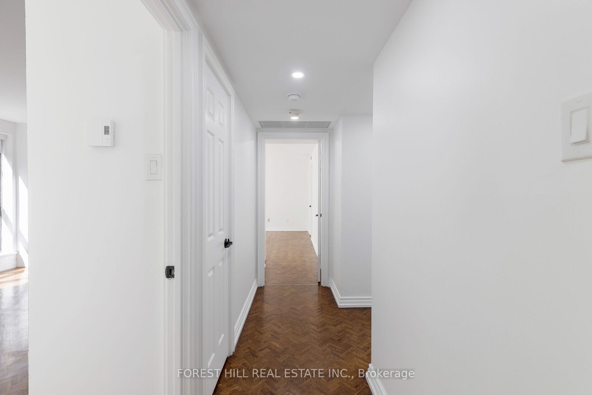 164 Cumberland Street 503, Toronto C02 Unit: 503
