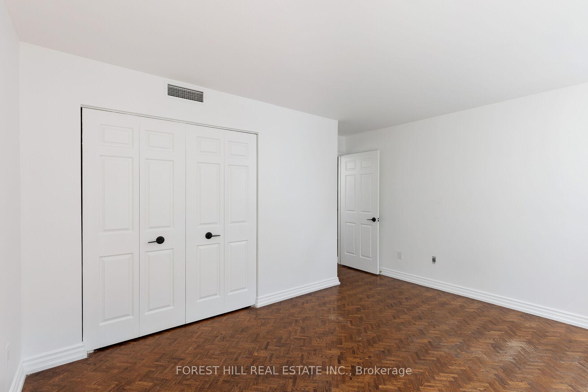 164 Cumberland Street 503, Toronto C02 Unit: 503