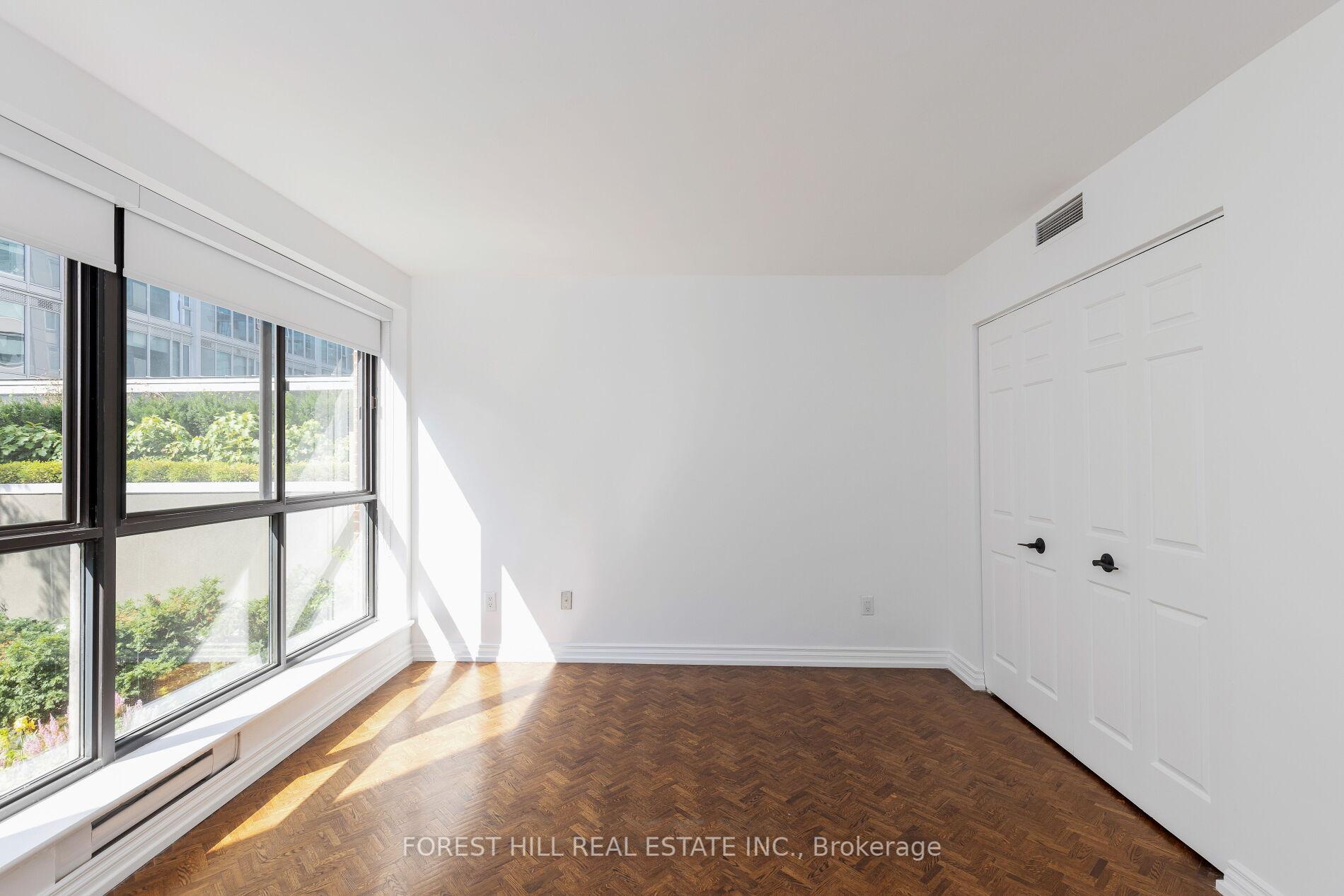 164 Cumberland Street 503, Toronto C02 Unit: 503