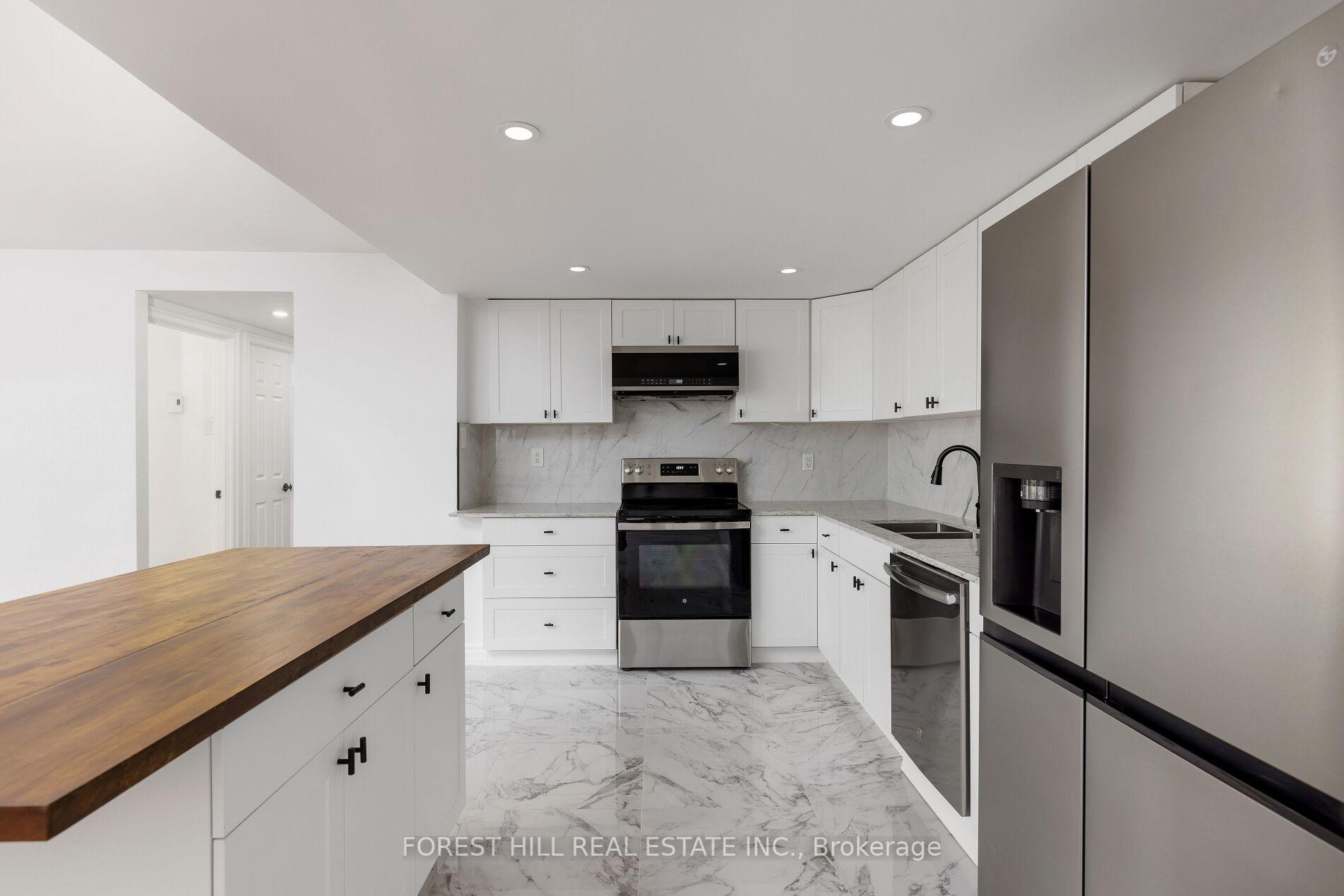 164 Cumberland Street 503, Toronto C02 Unit: 503