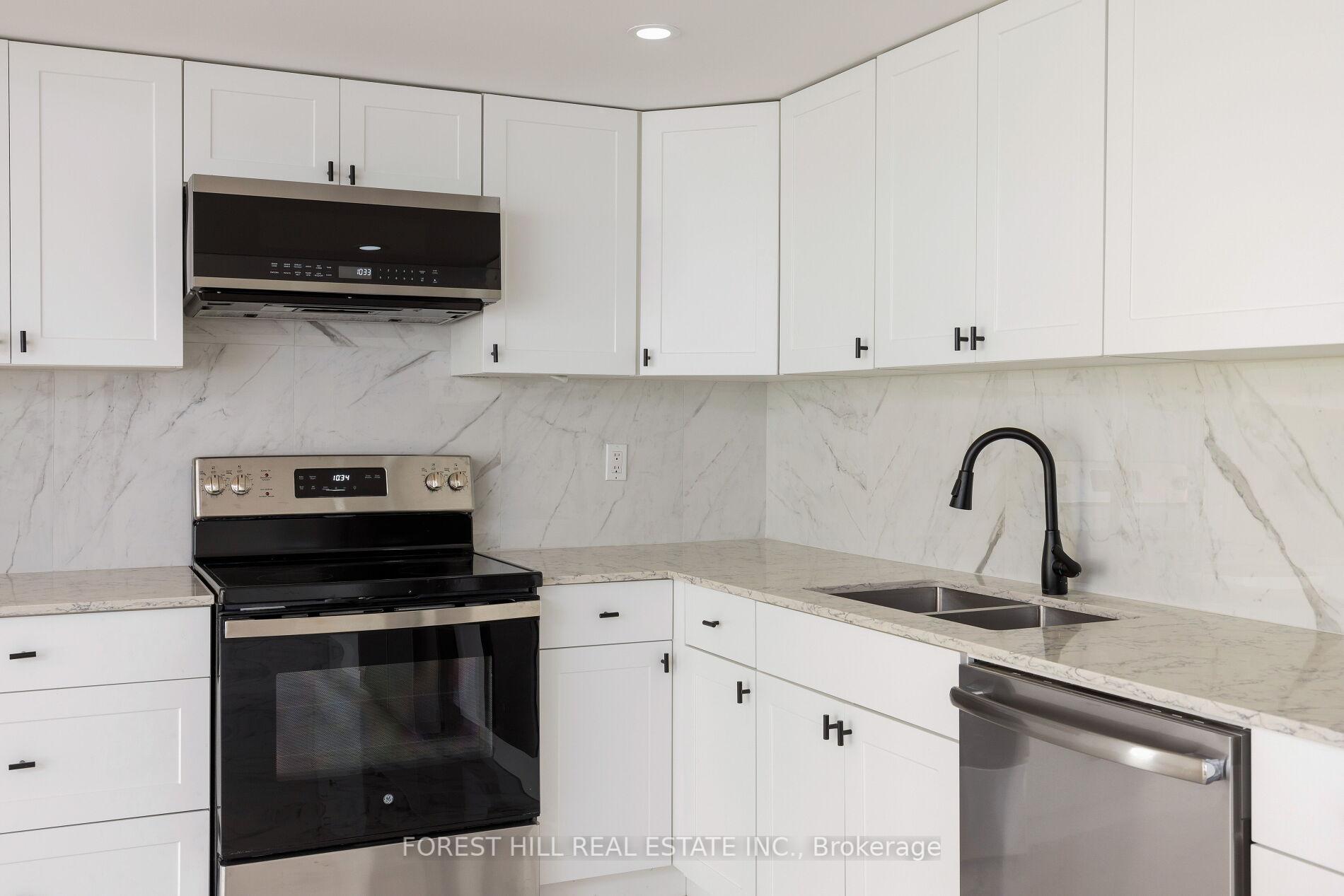 164 Cumberland Street 503, Toronto C02 Unit: 503