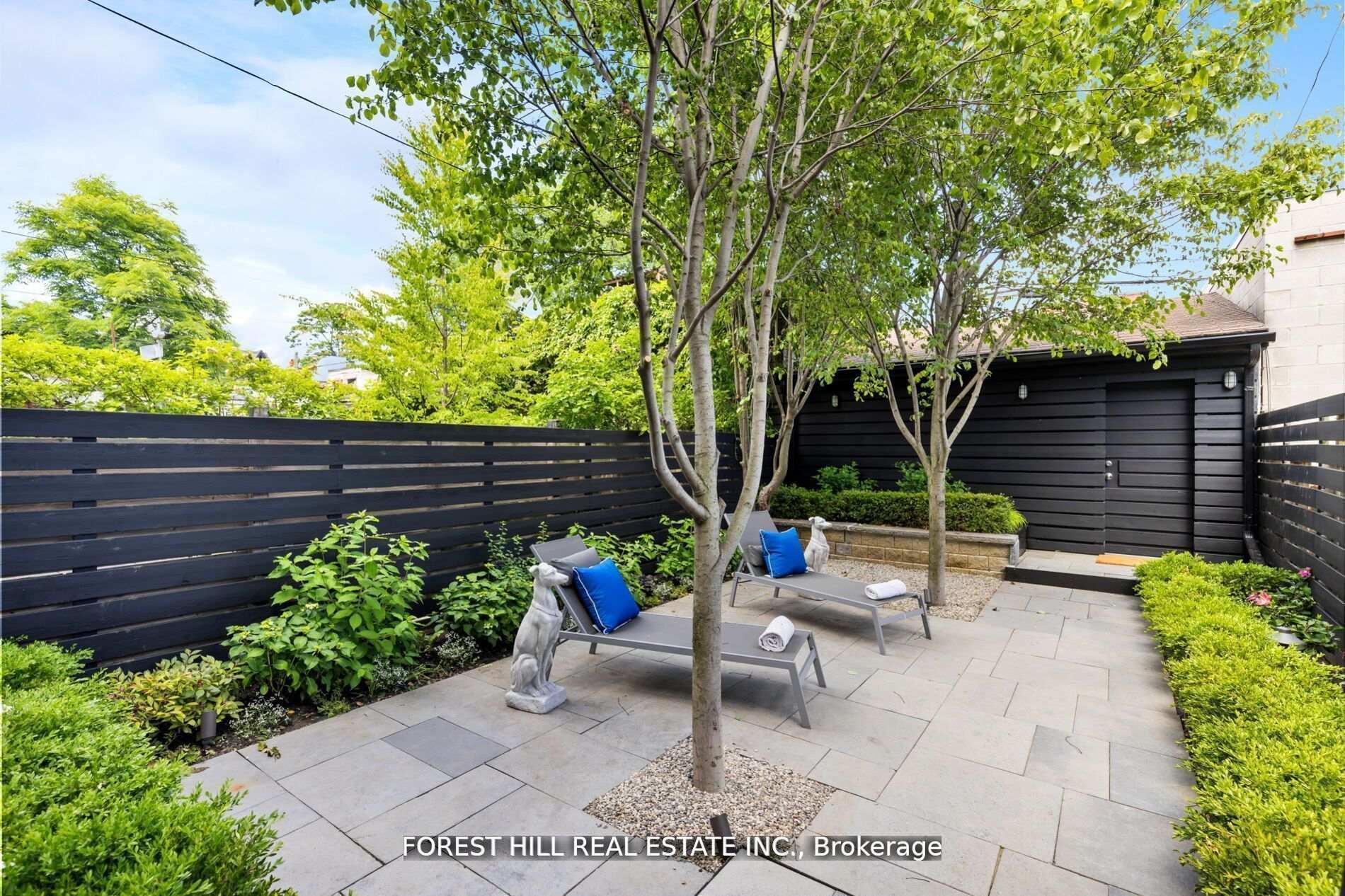 49 Brookfield Street, Toronto C01