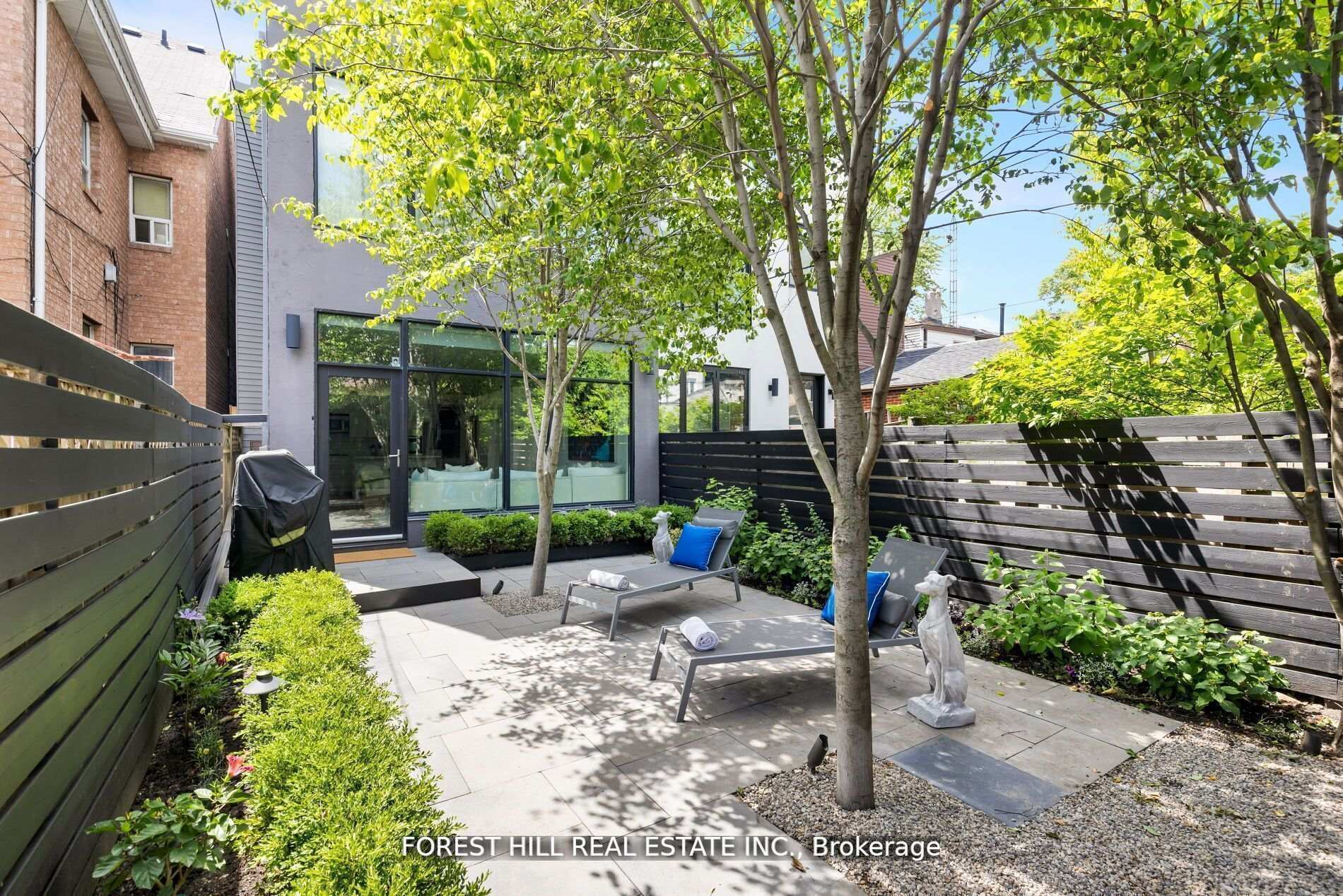 49 Brookfield Street, Toronto C01