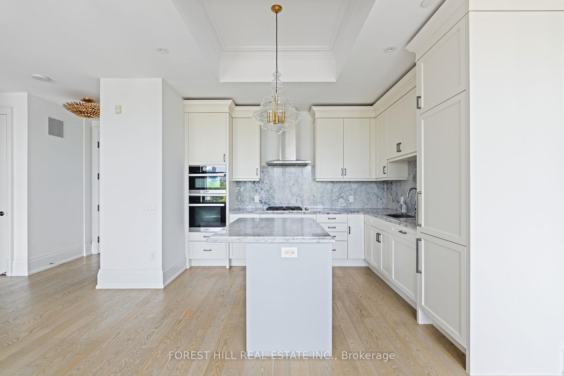 133 Hazelton Avenue 506