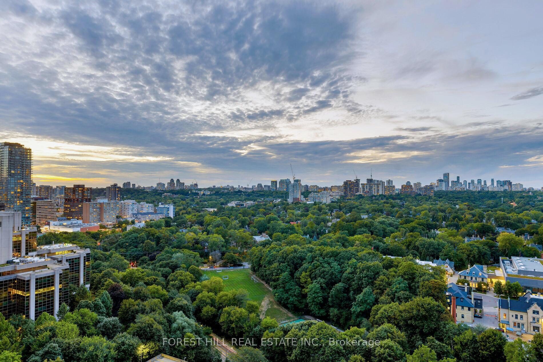 300 Bloor Street E 2701