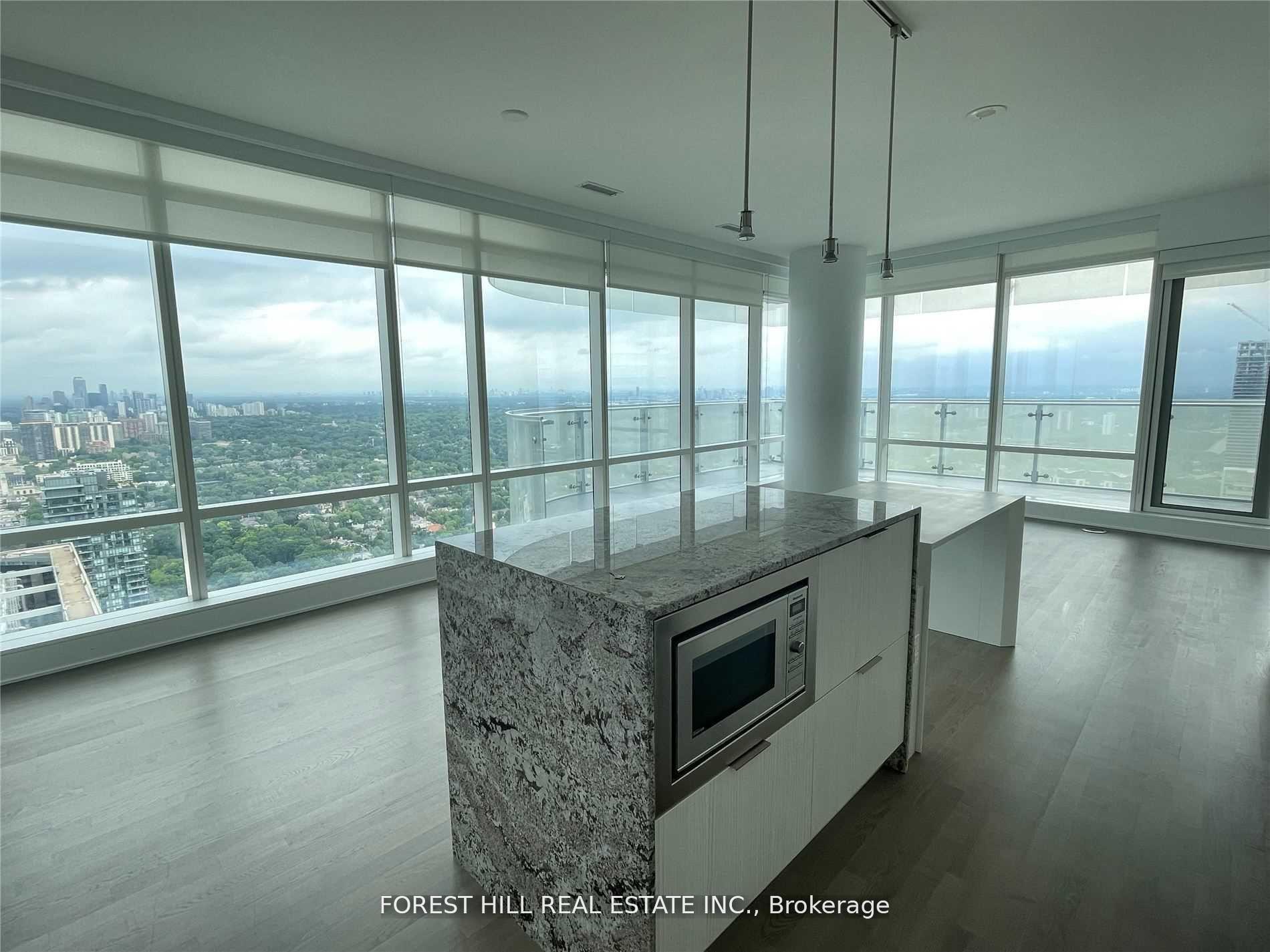 1 Bloor Street E 4701