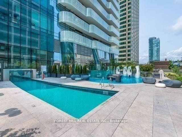 1 Bloor Street E 4701