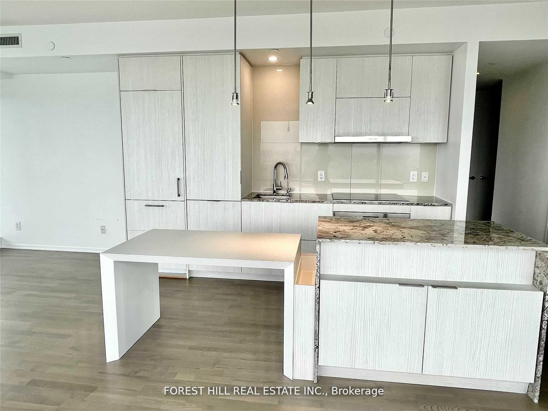 1 Bloor Street E 4701