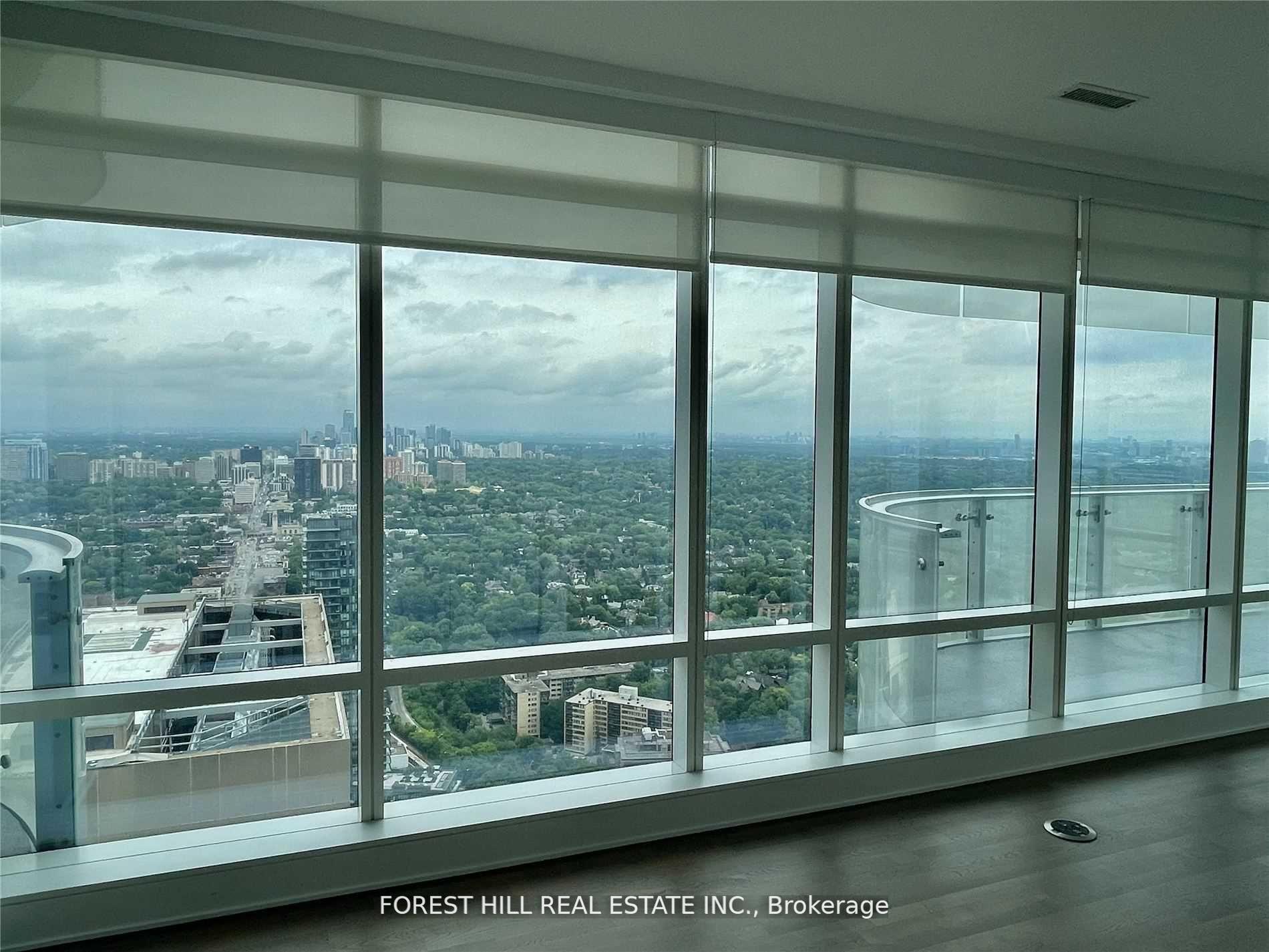 1 Bloor Street E 4701