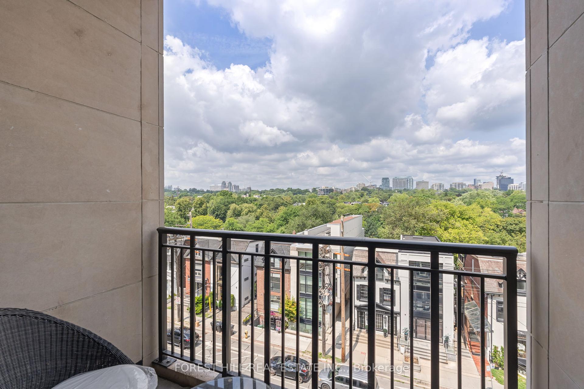 133 Hazelton Avenue 506