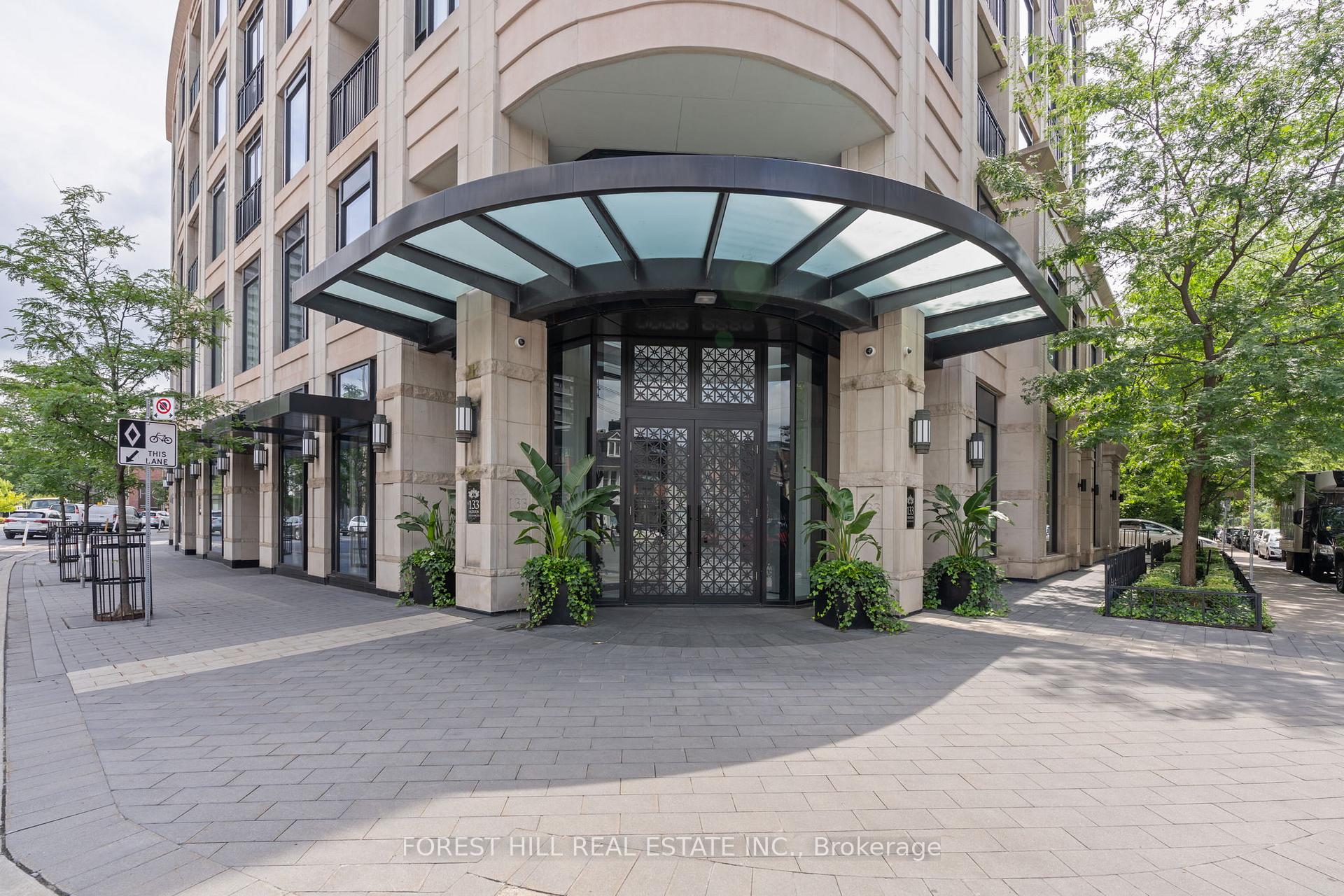 133 Hazelton Avenue 506