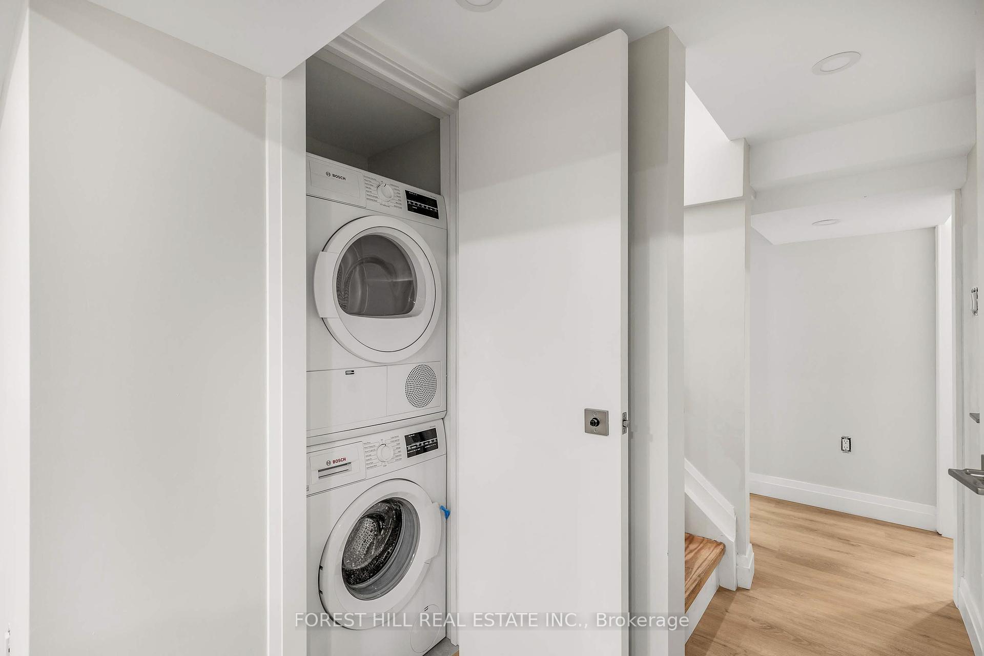 116 Manor Road E Lower