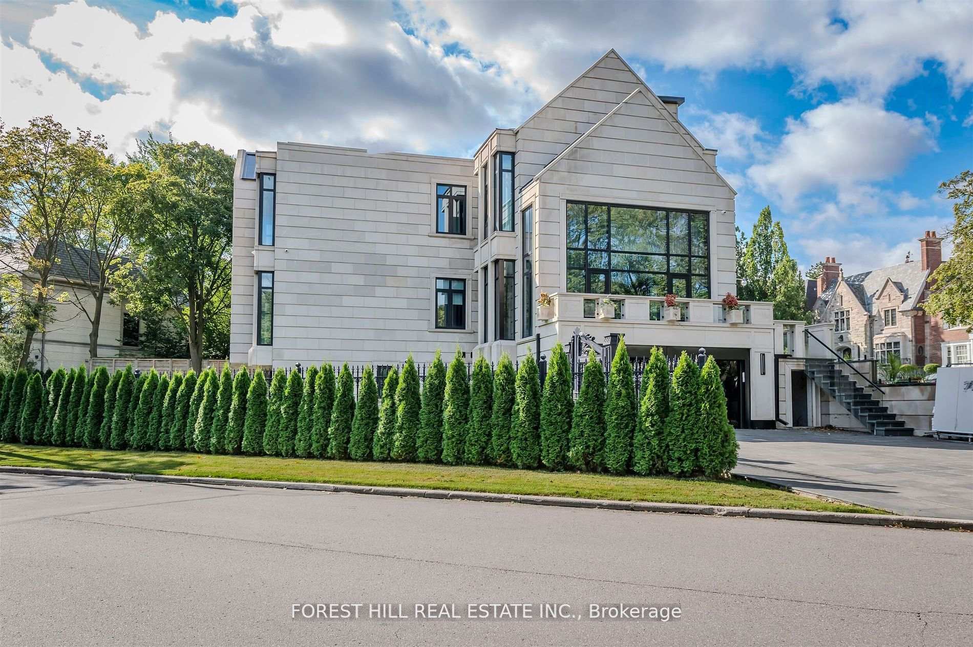 505 Russell Hill Road