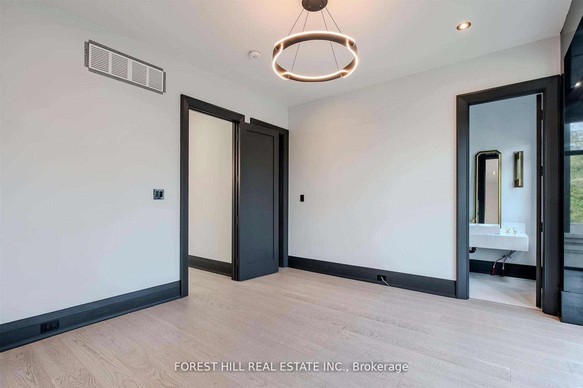 505 Russell Hill Road