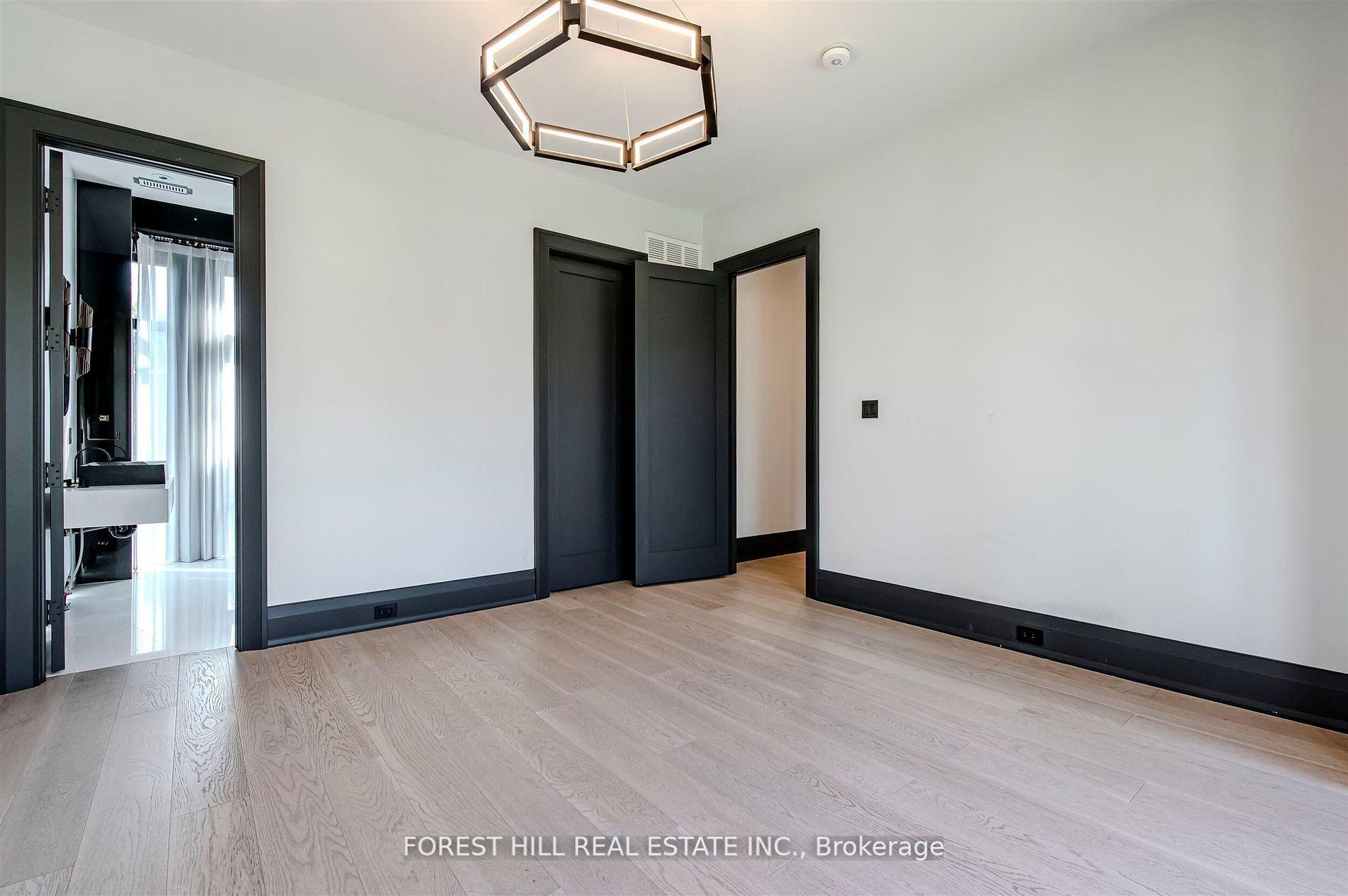 505 Russell Hill Road