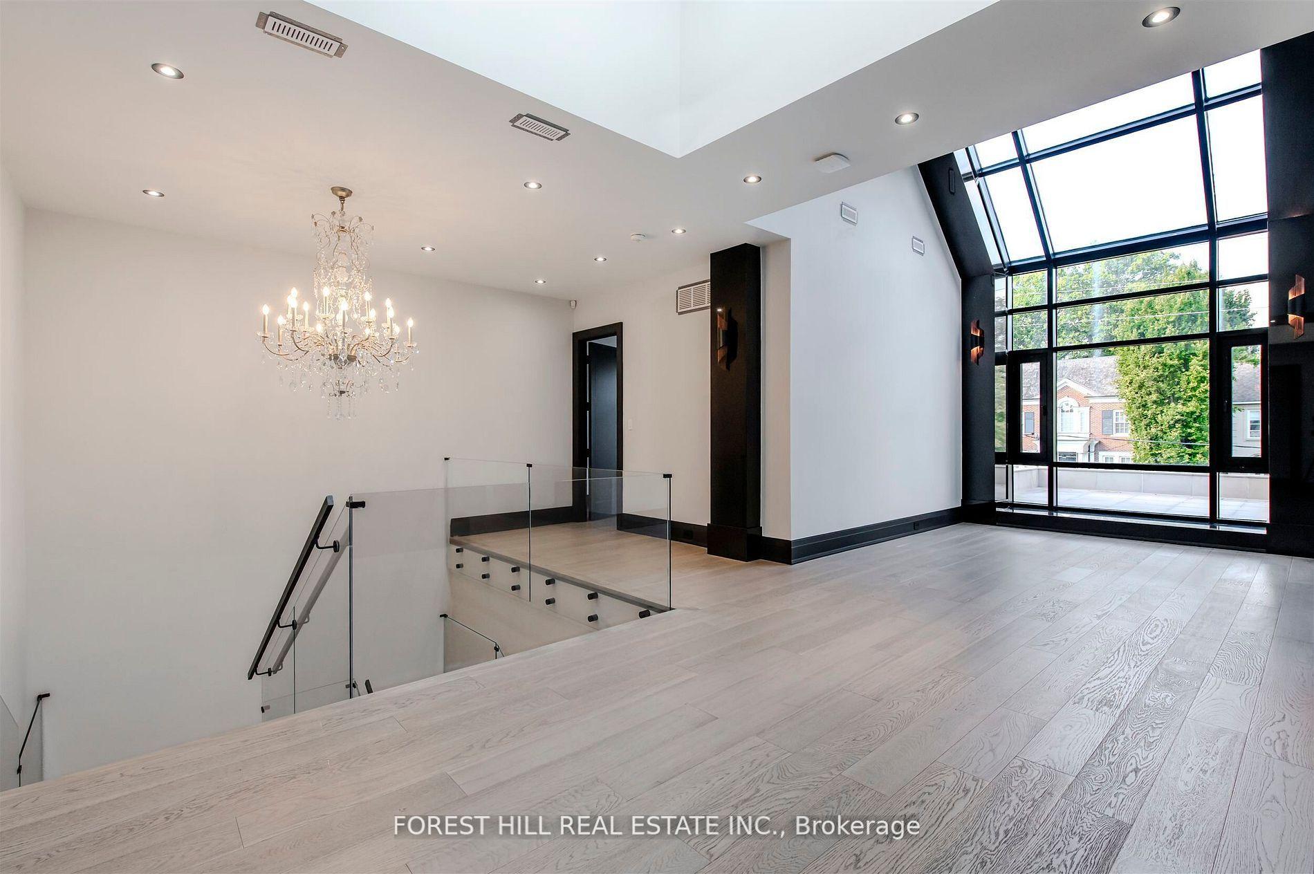 505 Russell Hill Road