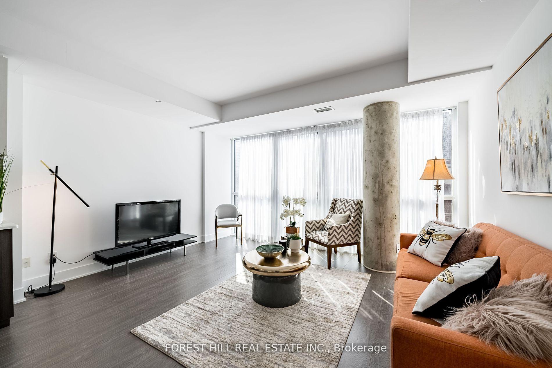 508 Wellington Street 802