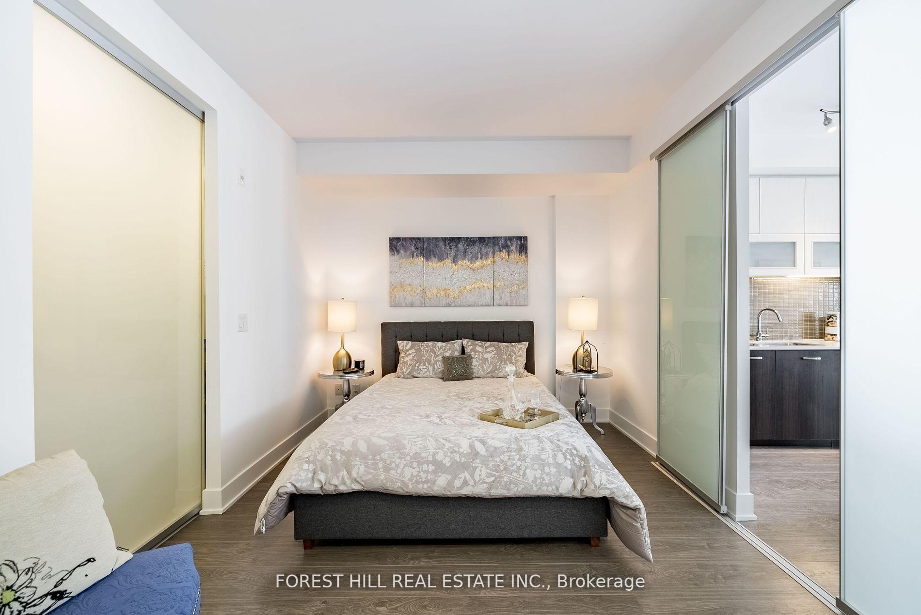 508 Wellington Street 802