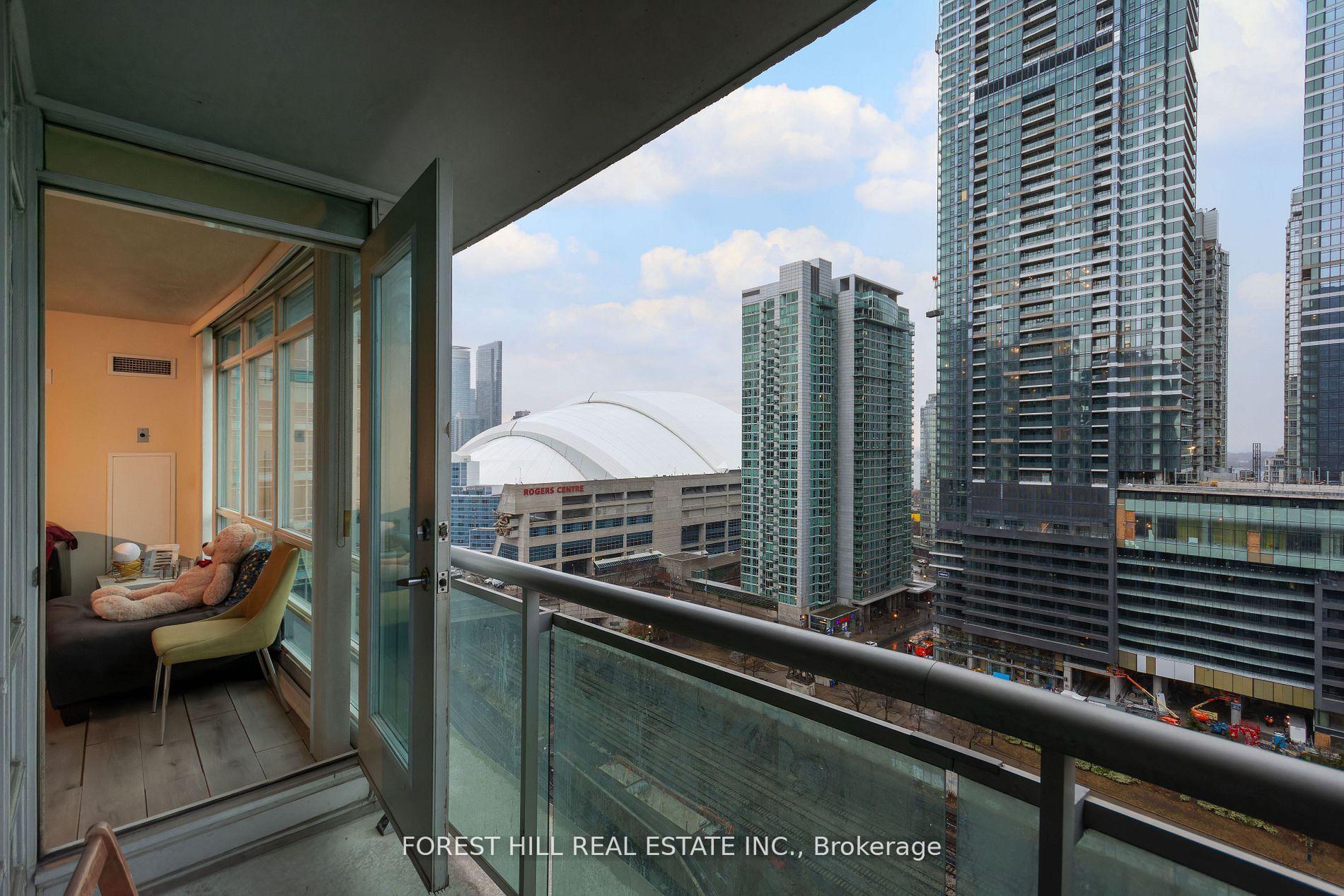 397 Front Street W 2211, Toronto C01 Unit: 2211