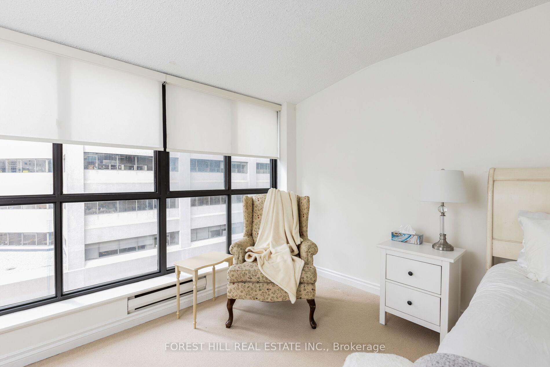 164 Cumberland Street 505, Toronto C02 Unit: 505