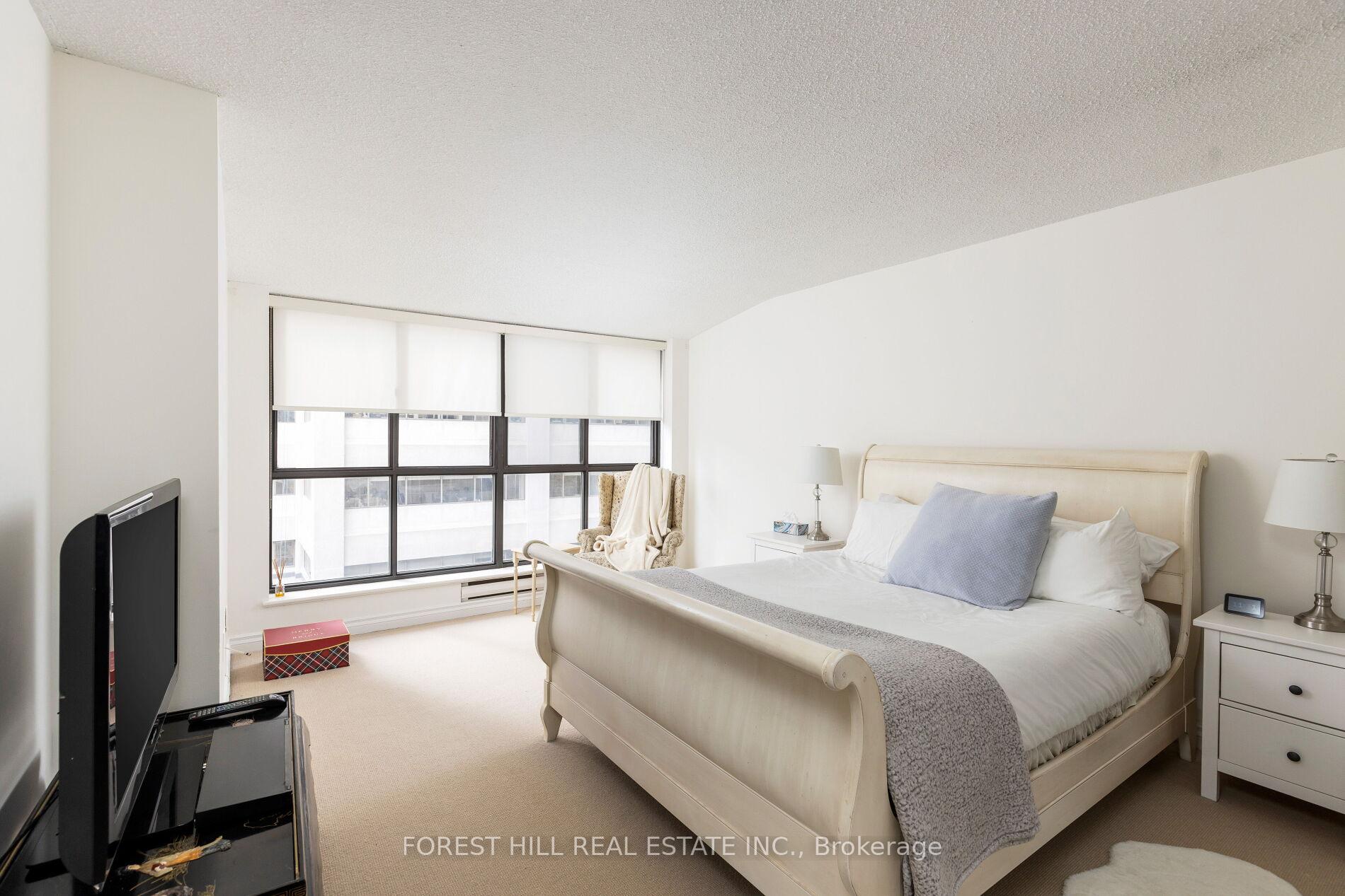 164 Cumberland Street 505, Toronto C02 Unit: 505