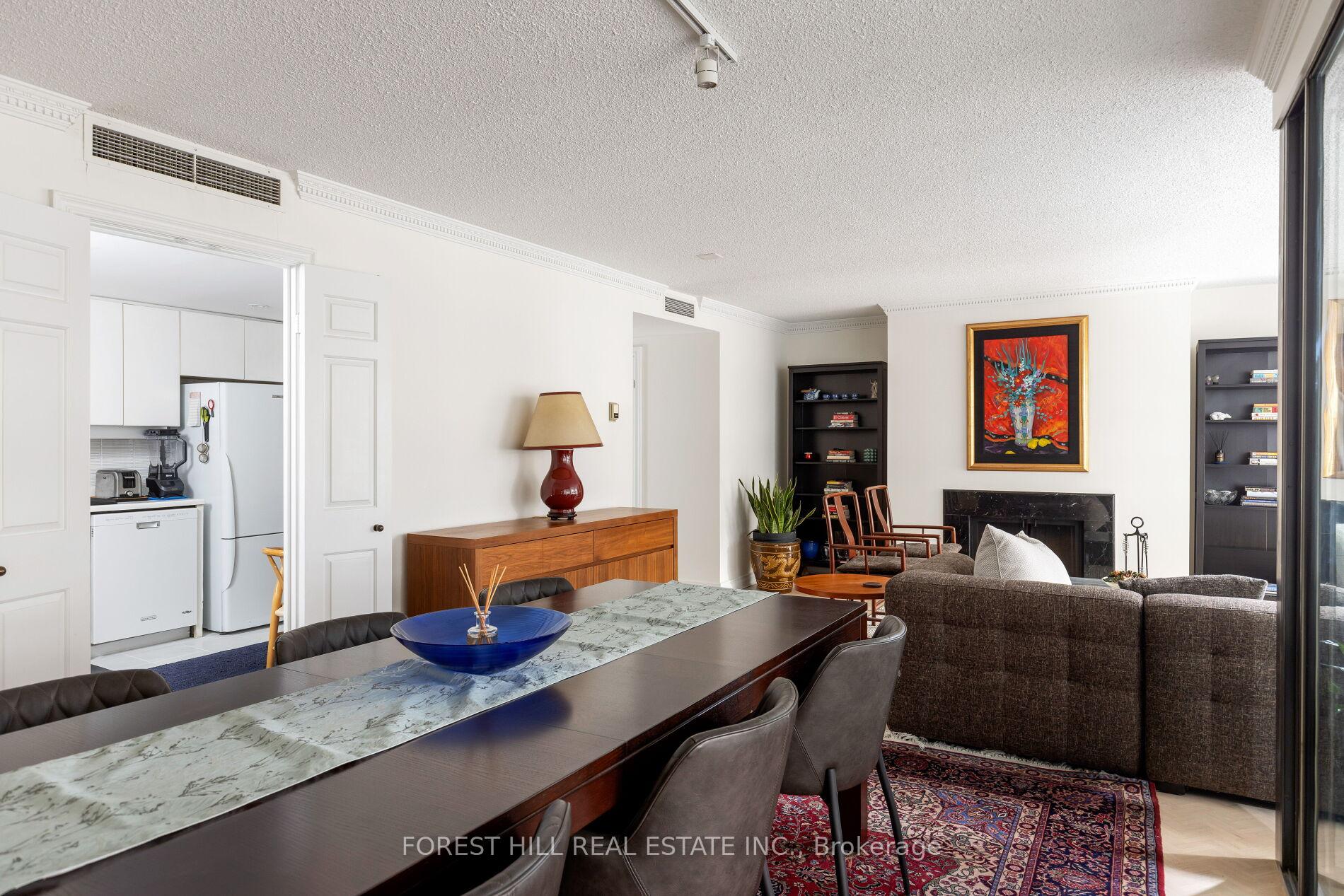 164 Cumberland Street 505, Toronto C02 Unit: 505