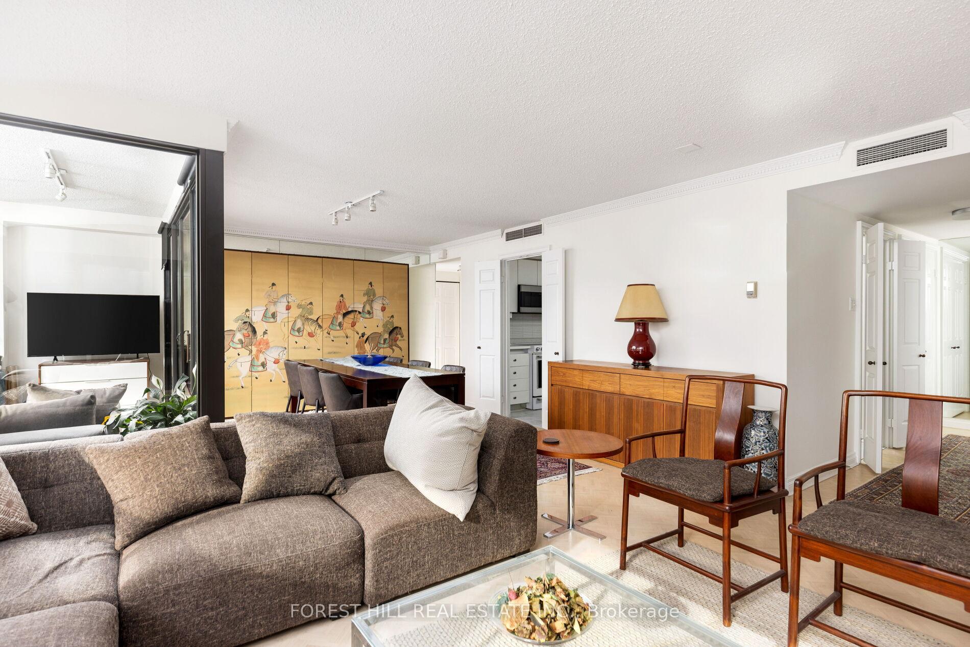 164 Cumberland Street 505, Toronto C02 Unit: 505